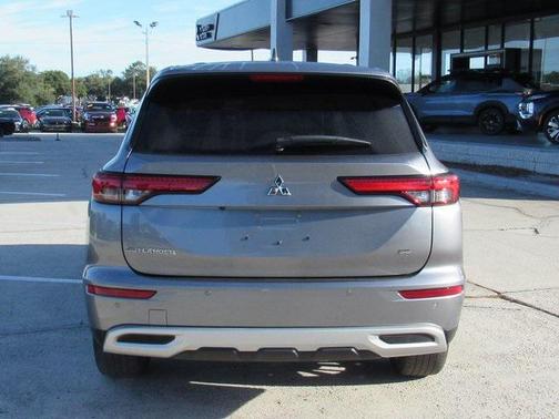 2023 Mitsubishi Outlander SE 2.5 2WD