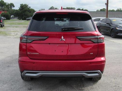 2025 Mitsubishi Outlander SE 2.5 2WD