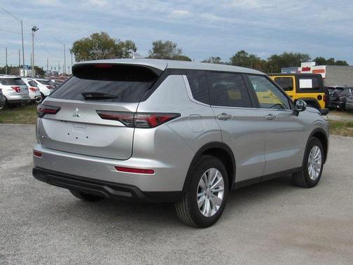 2026 Mitsubishi Outlander ES 1.5T 2WD