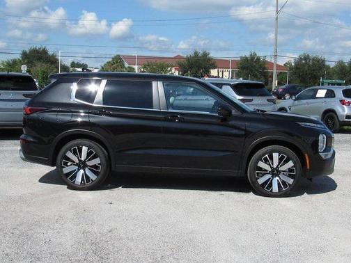 2025 Mitsubishi Outlander SE 2.5 2WD
