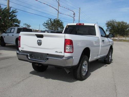 2022 RAM 2500 Tradesman Regular Cab 4x4 8' Box