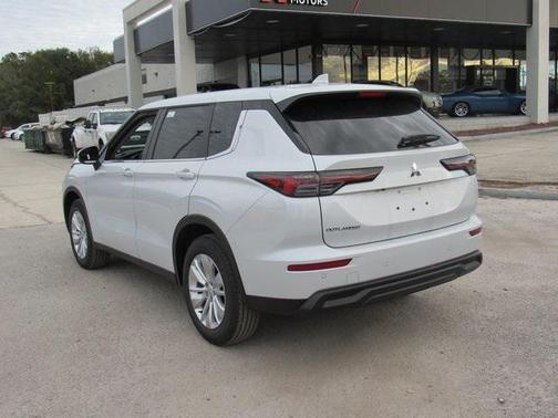 2026 Mitsubishi Outlander ES 1.5T 2WD