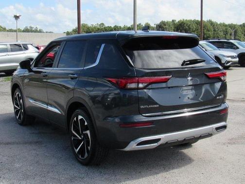 2025 Mitsubishi Outlander PHEV SE S-AWC