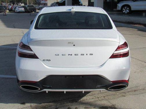 2025 Genesis G70 2.5T RWD