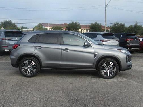 2025 Mitsubishi Outlander Sport SE