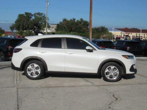 2023 Honda HR-V LX