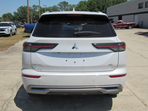 2025 Mitsubishi Outlander SEL 2.5 2WD