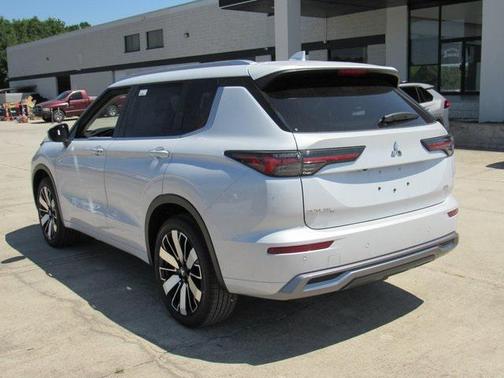 2025 Mitsubishi Outlander SEL 2.5 2WD