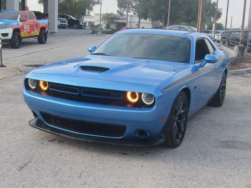 B5 Blue Pearlcoat 2023 Dodge Challenger R/T