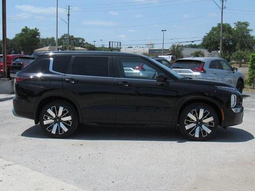 2025 Mitsubishi Outlander SE 2.5 2WD