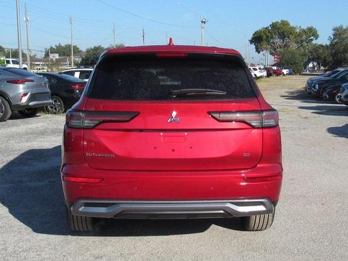 2025 Mitsubishi Outlander SE 2.5 2WD