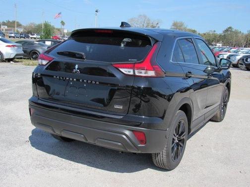 2025 Mitsubishi Eclipse Cross LE