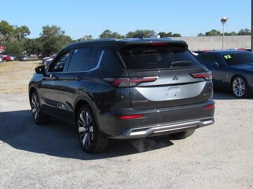 2025 Mitsubishi Outlander SEL 2.5 2WD