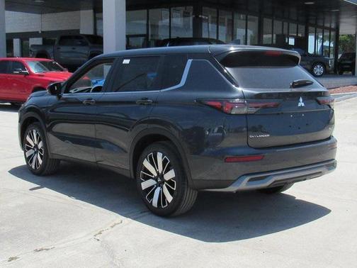 2025 Mitsubishi Outlander SE 2.5 2WD