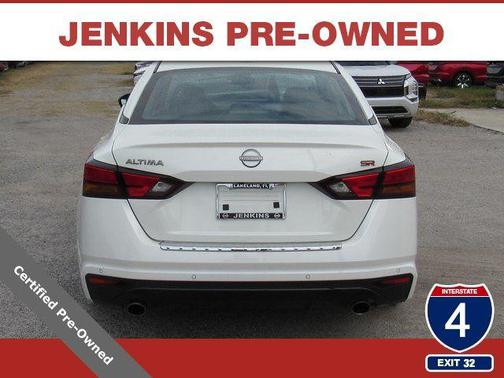 2023 Nissan Altima SR FWD