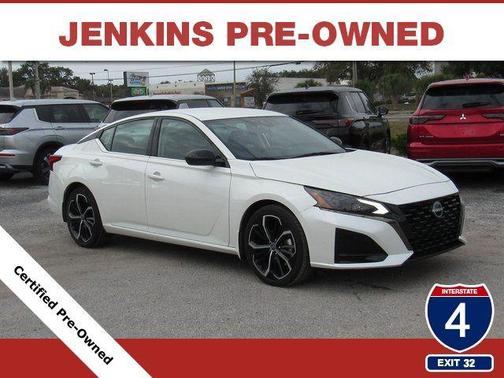 2023 Nissan Altima SR FWD