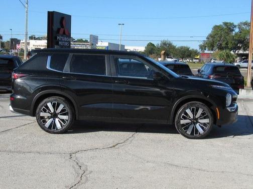 2025 Mitsubishi Outlander SE 2.5 2WD