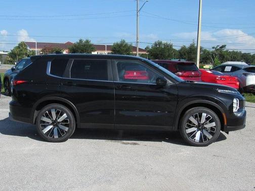 2025 Mitsubishi Outlander SE 2.5 2WD