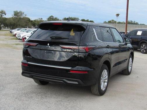 2026 Mitsubishi Outlander ES 1.5T 2WD