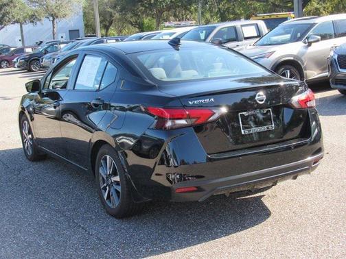 2020 Nissan Versa 1.6 SV