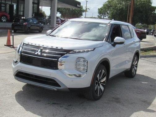 2025 Mitsubishi Outlander SE 2.5 2WD