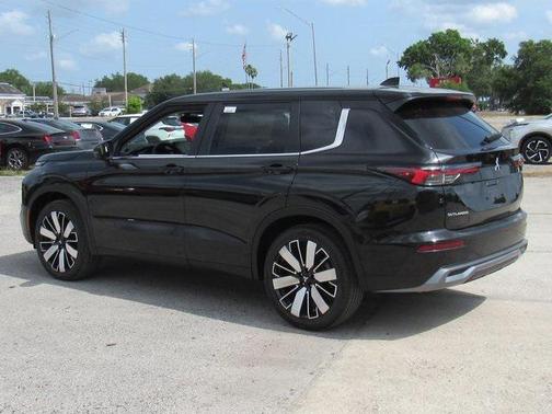 2025 Mitsubishi Outlander SE 2.5 2WD