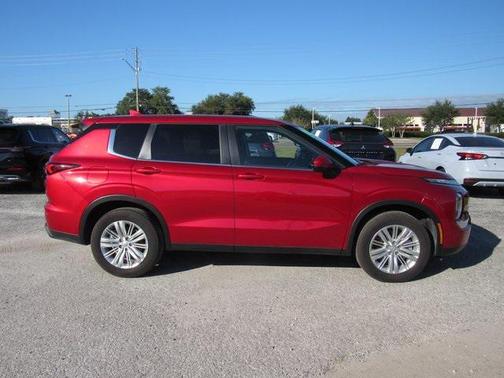 2024 Mitsubishi Outlander ES 2.5 2WD