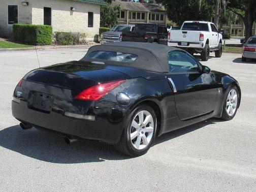 2005 Nissan 350Z Touring