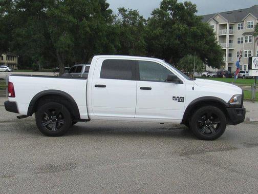 2024 RAM 1500 Classic Warlock Crew Cab 4x2 5'7' Box