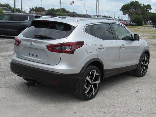 2021 Nissan Rogue Sport SL