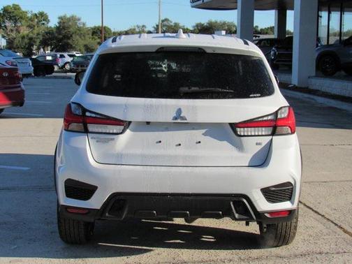 2025 Mitsubishi Outlander Sport SE