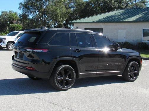 2024 Jeep Grand Cherokee Altitude