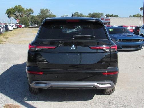 2025 Mitsubishi Outlander SE 2.5 2WD