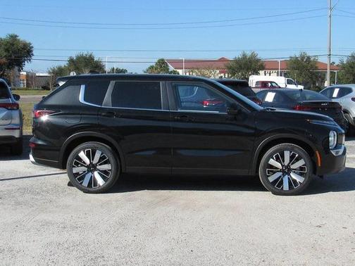 2025 Mitsubishi Outlander SE 2.5 2WD