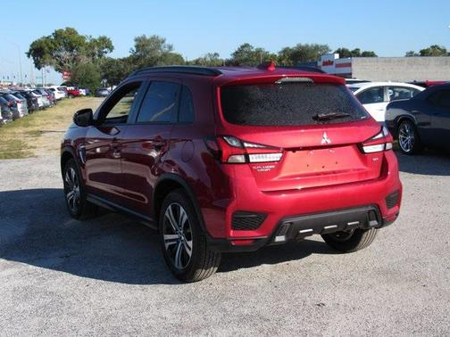2025 Mitsubishi Outlander Sport 2.4 SEL