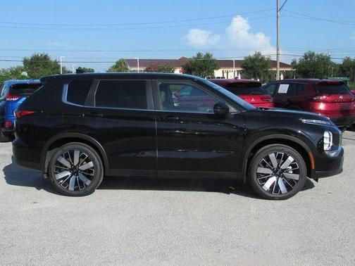 2025 Mitsubishi Outlander SE 2.5 2WD