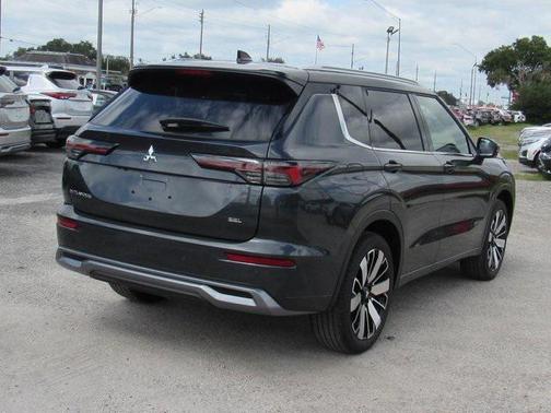 2025 Mitsubishi Outlander SEL 2.5 2WD