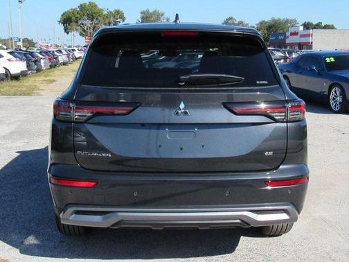 2025 Mitsubishi Outlander SE 2.5 S-AWC