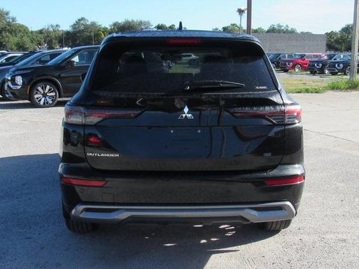 2025 Mitsubishi Outlander SE 2.5 S-AWC
