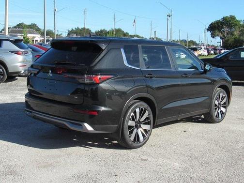 2025 Mitsubishi Outlander SE 2.5 S-AWC