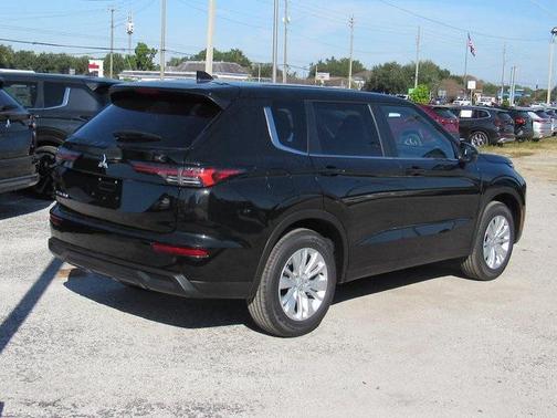 2025 Mitsubishi Outlander ES 2.5 2WD