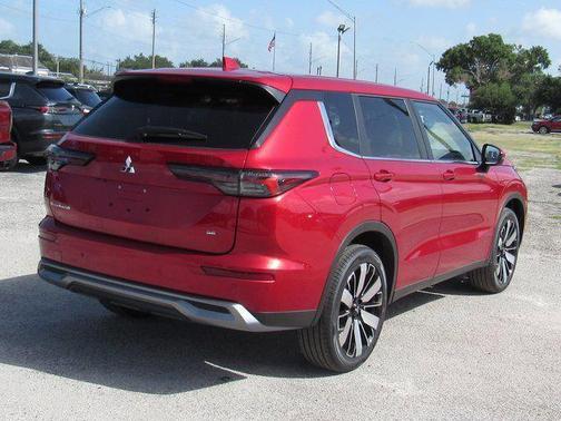 2025 Mitsubishi Outlander SE 2.5 2WD