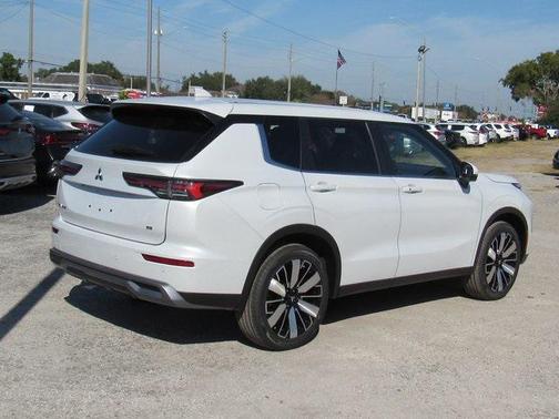 2025 Mitsubishi Outlander SE 2.5 2WD