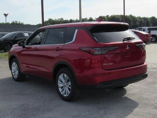 2025 Mitsubishi Outlander ES 2.5 2WD