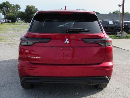 2025 Mitsubishi Outlander ES 2.5 2WD