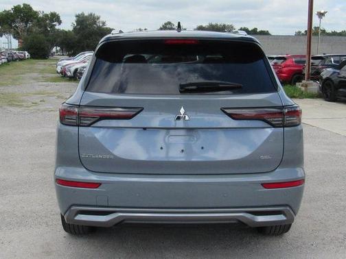 2025 Mitsubishi Outlander SEL 2.5 2WD
