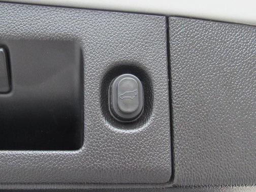 2017 Cadillac Escalade Platinum