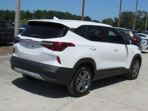 2023 Kia Seltos LX