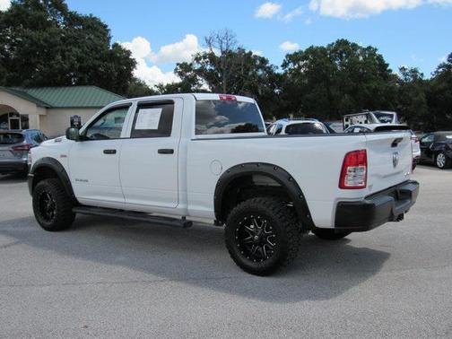 2021 RAM 2500 Tradesman Crew Cab 4x4 6'4' Box