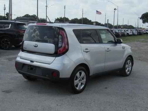 2017 Kia Soul Base